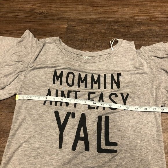 Francesca's Collections Mommin' Ain't Easy Y'all Blouse Grey Gray XS Extra Small - Picture 9 of 10